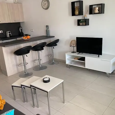 Appart'calvi, 200 M De La De La Pinede, Wifi Gratuit * Calvi (Corsica)