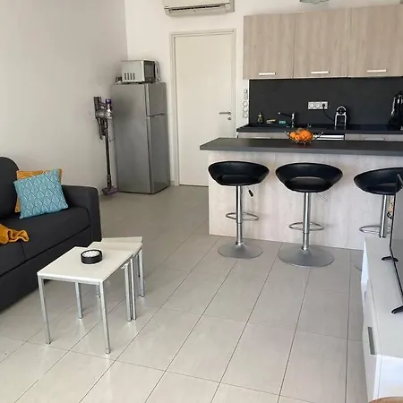 Appart'calvi, 200 M De La De La Pinede, Wifi Gratuit * Calvi (Corsica)